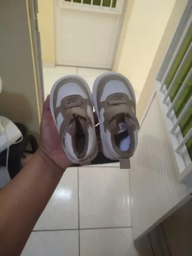 Sapato para bebê - Novo, nunca usado .