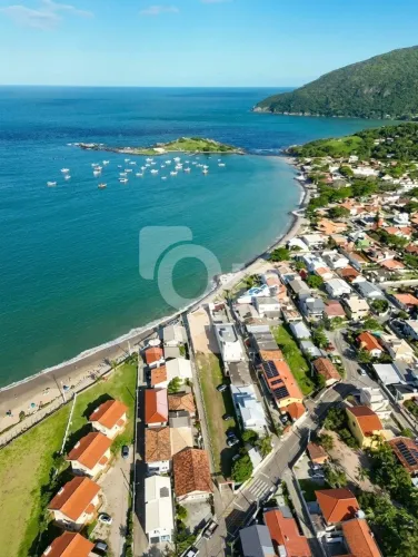 Terreno à venda na praia da Armação
