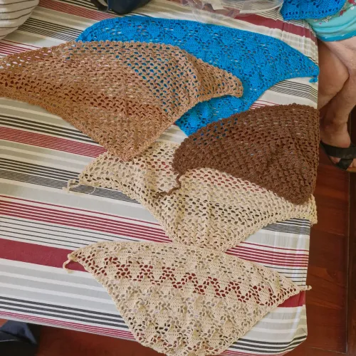 Lenços de crochê R$35,00
