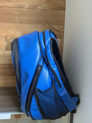 Vendo mochila usada de beach tênis da Mormaii