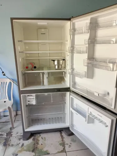 Vendo geladeira funcionando perfeitamente