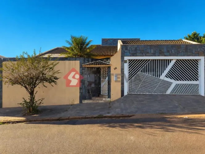 Casa térrea no bairro Jardim Alto da Boa Vista em Presidente Prudente