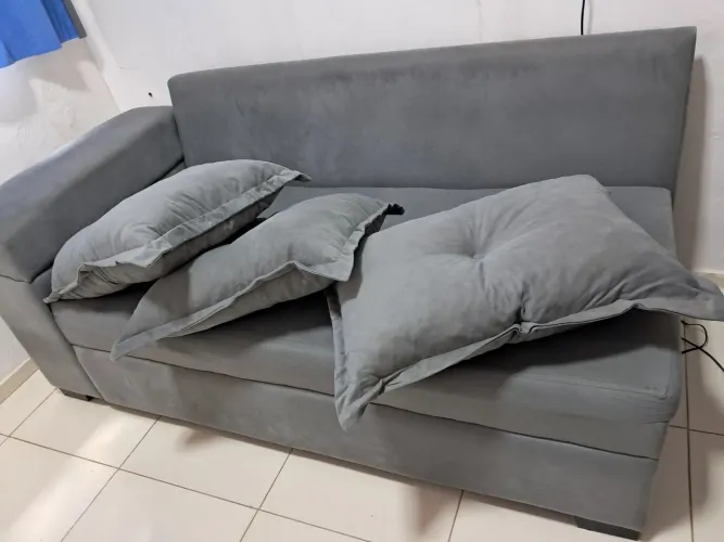 Vendo um Sofá 3 Lugares