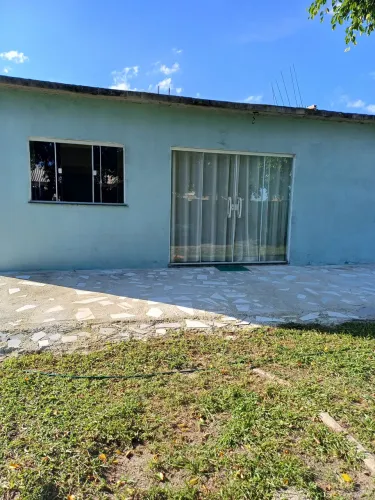 Propriedade enorme com 900m².