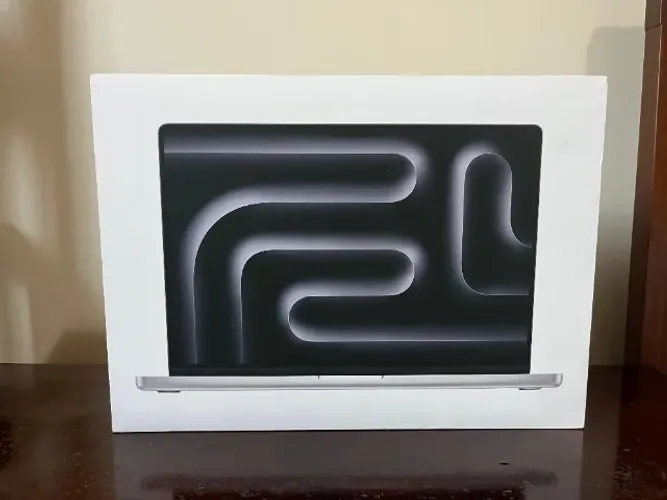 MacBook Pro 16" M5 Max 48GB 2TB Space Black LACRADO Teclado US