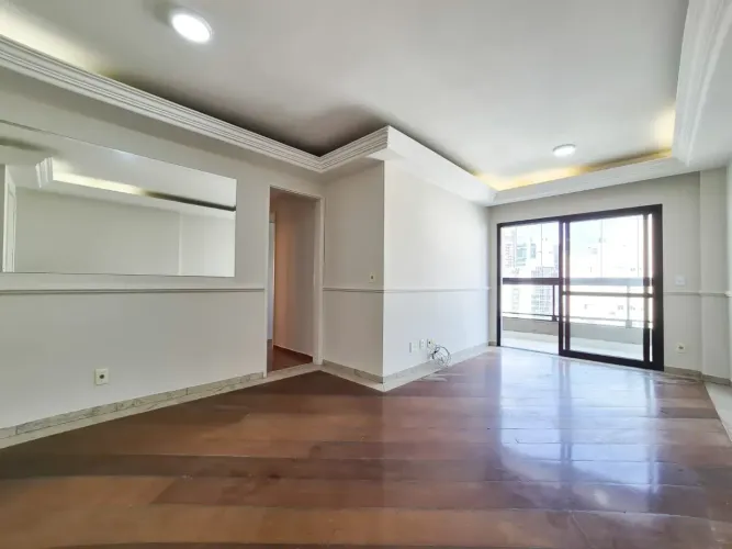 Apartamento à Venda na Vila Olímpia 75m², 2 Dormitórios (1 Suíte) 2 vagas de garagem.