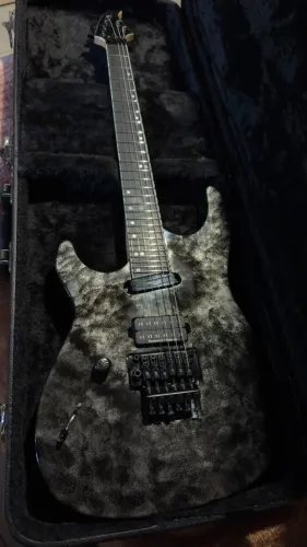 Guitarra Peruzzo Canhota Caparison