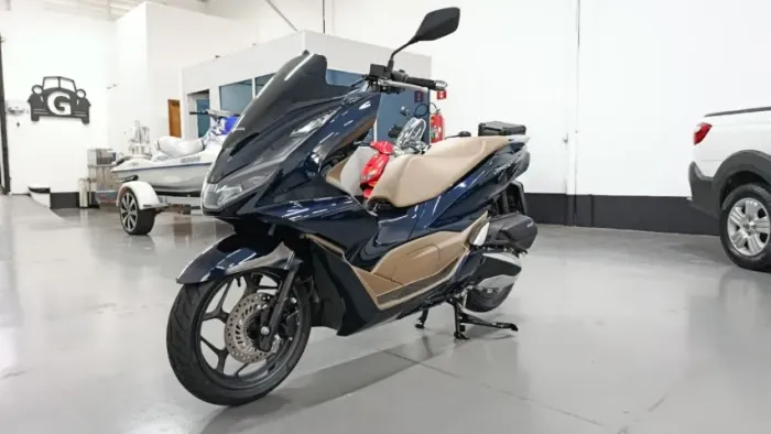 Honda PCX 160 DLX 2025