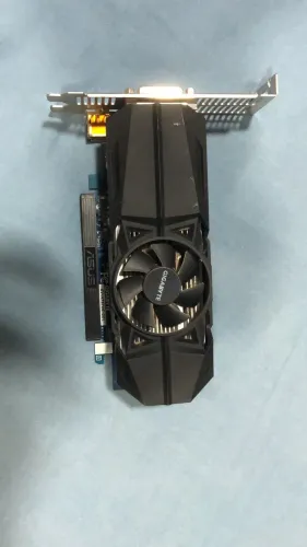 Placa de vídeo NVIDIA GTX 750 ti 2 gb