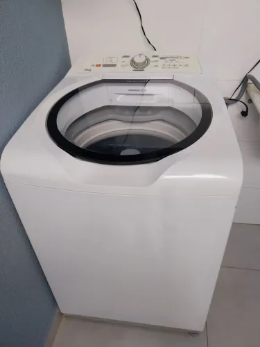 Maquina brastemp 15kg 220 V em ótimo estado.