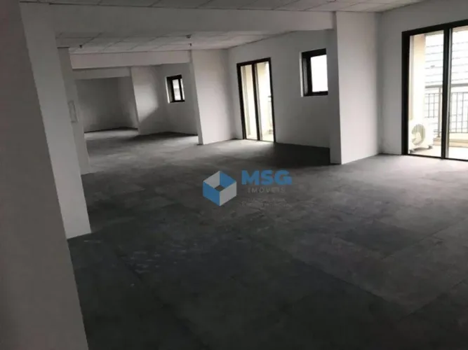 Salas Comerciais Contínuas Alto Padrão CYRELA, Andar Alto com Vista Panorâmica