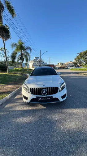 Mercedes-Benz GLA 250 Vision 2.0 TB 16V 211cv Aut. 2015