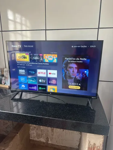 Smartv 32 roku semi novo 