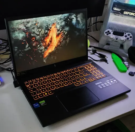 Acer Nitro V15 16GB RAM com RTX 4060 8gb
