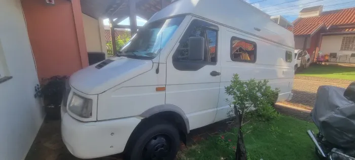 Iveco Daily Furgão 30-130 2.3 7,3m³ (die)(e5) 2007