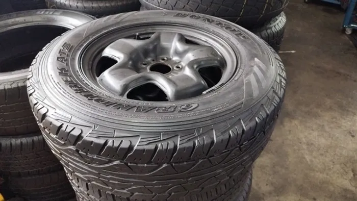 ESTEPE FIAT TORO ARO 16" FERRO C/ PNEU SEMINOVO
