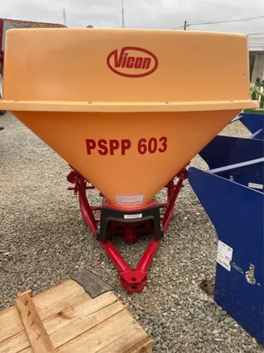 Adubadeira Vicon 603 Pendular