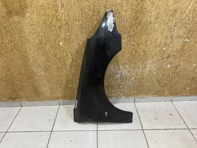 Paralama direito Peugeot 206 1999/2000/2001/2002/2003/2004/2005/2006/2007/2008/2009/2010