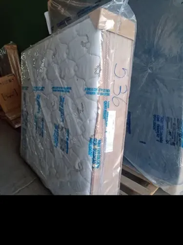Colchão Queen de mola ensacada probel