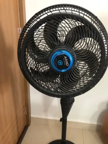 Ventilador de pedestal
