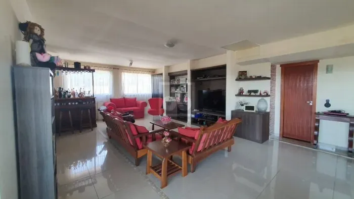 Ilha do Governador - Jardim Guanabara - Rua Bom Retiro - Cobertura Duplex - Varandão - Sal