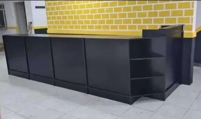 Balcão Caixa em L + 4 Balcões Atendimento - Preto