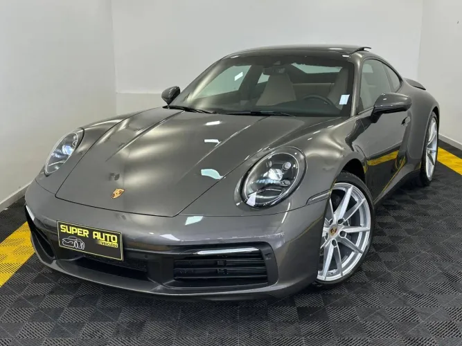 Porsche 911 Carrera 3.0 24V H6 PDK 2024