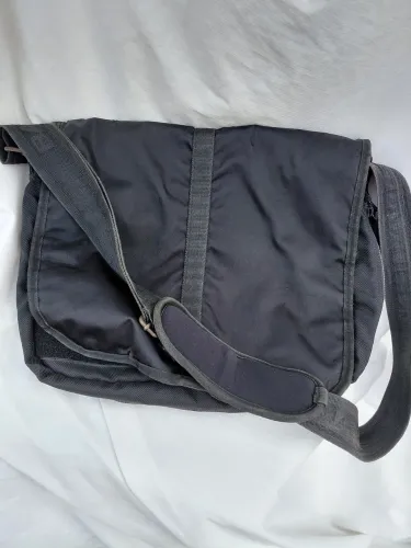 Bolsa notebook Banana Republic