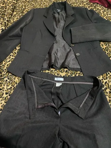 Conjunto de Blazer e Calça marrom 