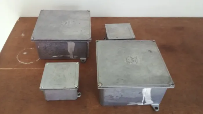 Caixas de Passagem de alumínio novas.