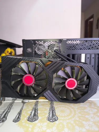 RX 580 XFX 4GB 2304SP (LEIA A DESCRIÇÃO!)