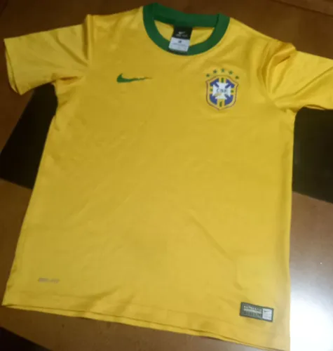 Camisa de Futebol do Brasil Infantil Nike 2014