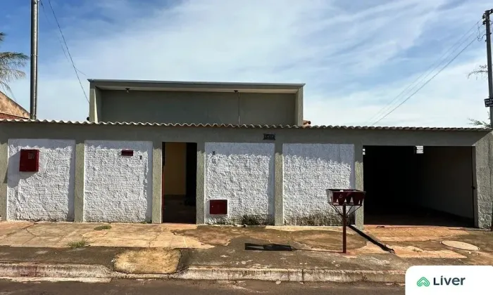 Casa para Locação com 03 quartos para locação no Bairro Liberdade, Rio Verde/GO
