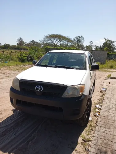 Toyota Hilux CD D4-d 4X4 2.5 16V 102cv TB Dies. 2008
