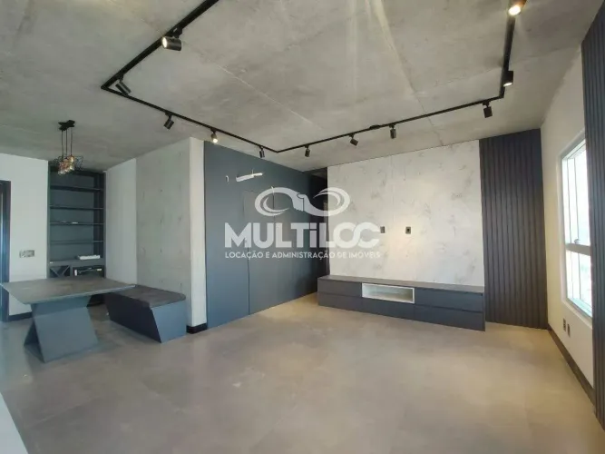 APARTAMENTO MOBILIADO A 4 QUADRAS DA PRAIA NO EMBARÉ - 2 DORMS