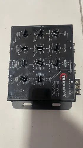 Mesa de som taramps