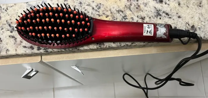 Escova Elétrica Alisadora de Cabelo - Pronta Entrega