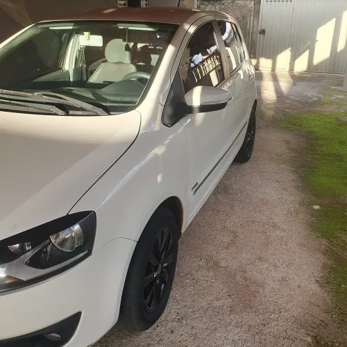 Volkswagen Fox Prime/higli. 1.6 Total Flex 8V 5P 2012