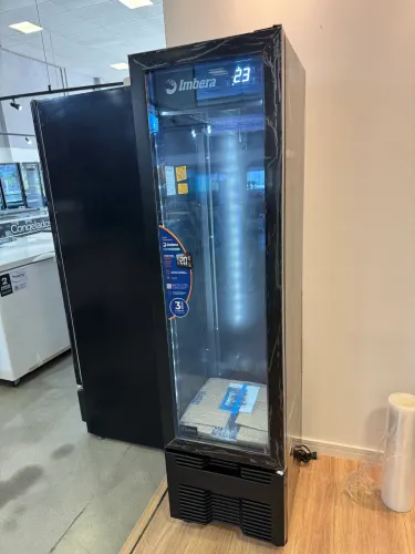 Cervejeira Slim porta vidro 230 litros full black 