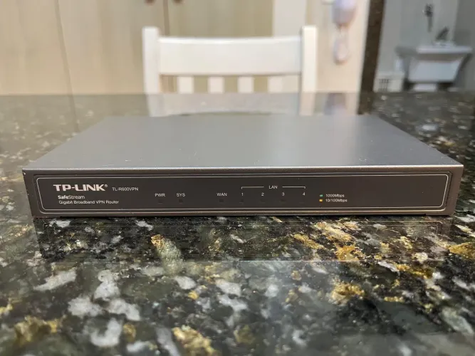 TP-Link SafeStream Gigabit Broadband VPN Router