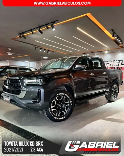 Toyota Hilux CD SRX 4X4 2.8 TDI 16V Diesel Aut. 2021