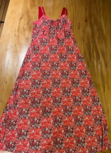 vestido longo florido vermelho y2k