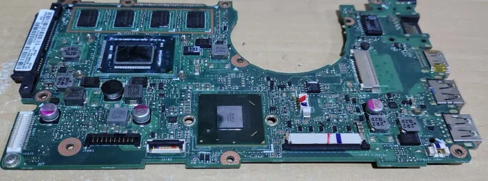 Placa-Mãe Notebook ASUS S200E Core i3 Liga Desliga Após 5 min