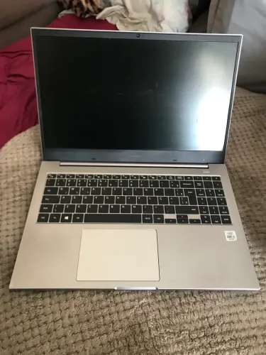  Notebook Samsung core i3