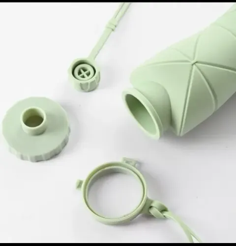 Garrafa Dobrável Verde - Leve, Compacta e Ecológica!