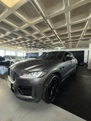 Jaguar F-Pace 2.0 R-sport 250cv Aut. 2018