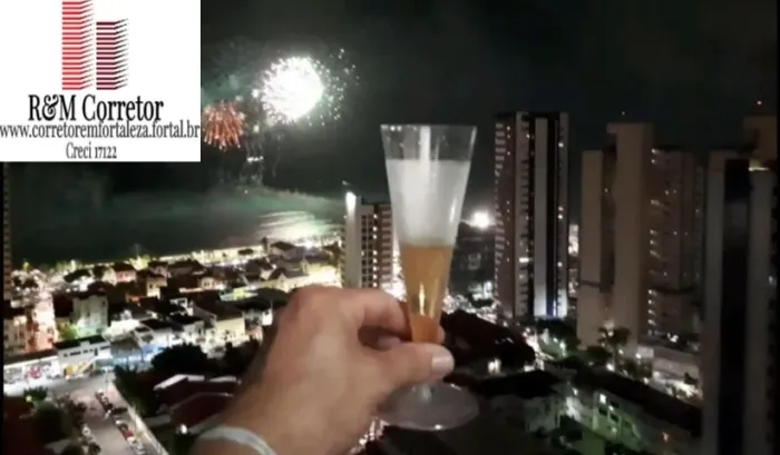 Apartamento por temporada com vista mar a partir R$ 200,00 por noite na Praia de Iracema.