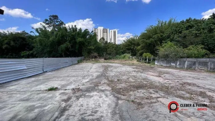 Terreno à venda, 3240 m² por R$ 3.500.010,00 - Além Ponte - Sorocaba/SP