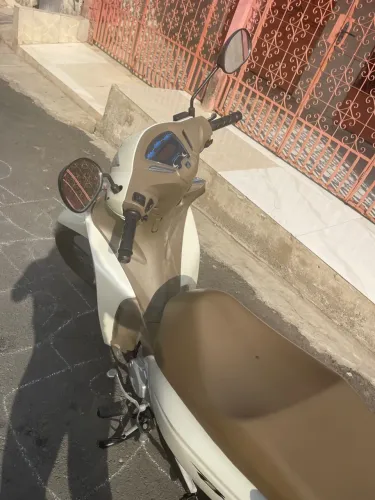 Biz 125, ano 2020, completa 