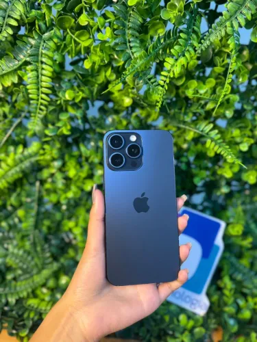 iphone 15 Pro Max   Azul  256GB  87% saúde da bateria, Garantia loja física 